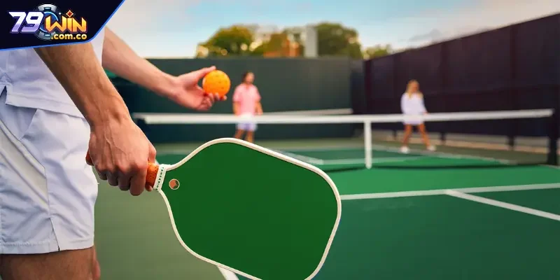 Hướng dẫn chơi Pickleball: Từ 5 Điều Luật Đến Cách Giao Bóng 4 Luật số 5 liên quan đến cách một bên giành chiến thắng